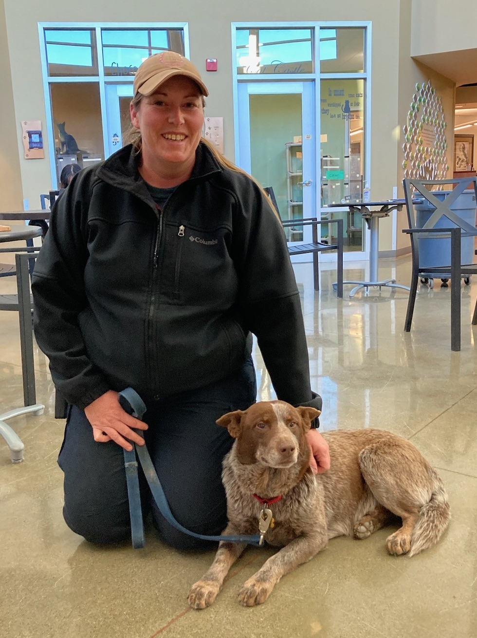 Jennifer Rutledge with dog